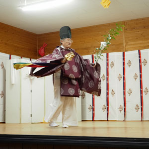 綱分八幡宮　放生会御神幸祭　神楽　真榊