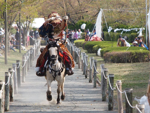 山梨　小笠原流流鏑馬