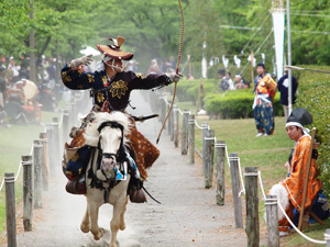 小笠原流流鏑馬　南アルプス市での流鏑馬奉納