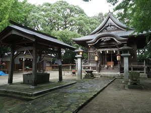 福岡県飯塚市　綱分八幡宮