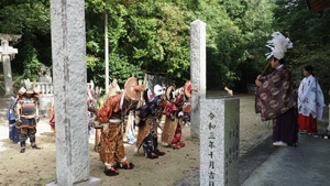 福岡県飯塚市　綱分八幡宮　流鏑馬奉納　神事